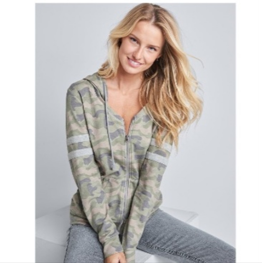 VENUS Lounge Hoodie- Camo